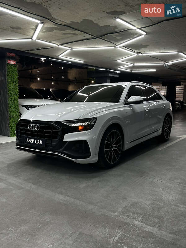 Позашляховик / Кросовер Audi Q8 2018 в Одесі
