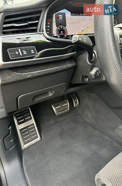 Внедорожник / Кроссовер Audi Q8 2019 в 
