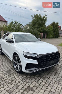 Внедорожник / Кроссовер Audi Q8 2021 в Черновцах