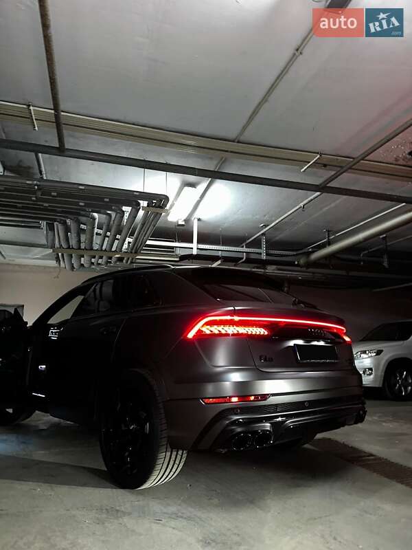 Позашляховик / Кросовер Audi Q8 2018 в Києві