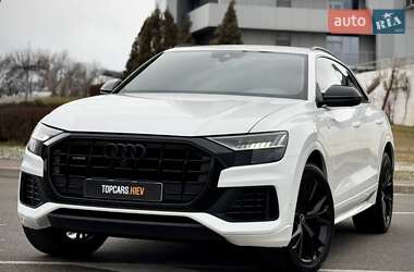 Позашляховик / Кросовер Audi Q8 2020 в Києві