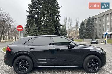 Позашляховик / Кросовер Audi Q8 2022 в Києві