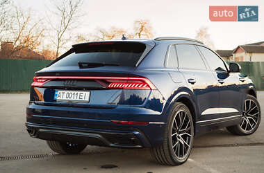 Внедорожник / Кроссовер Audi Q8 2019 в 