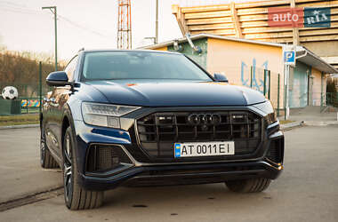 Внедорожник / Кроссовер Audi Q8 2019 в 
