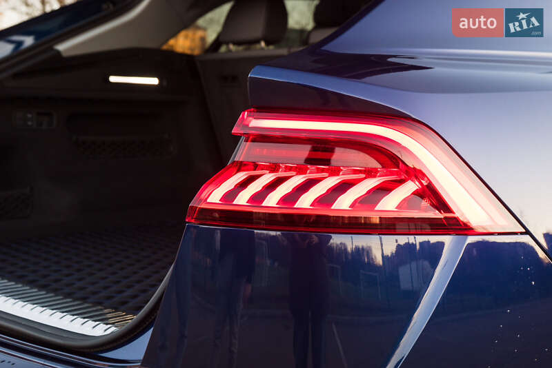 Внедорожник / Кроссовер Audi Q8 2019 в Ивано-Франковске