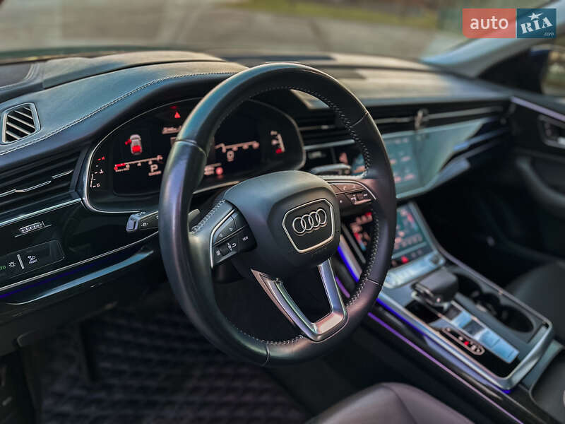 Внедорожник / Кроссовер Audi Q8 2019 в Ивано-Франковске