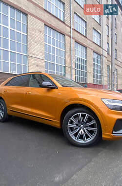 Внедорожник / Кроссовер Audi Q8 2020 в Киеве