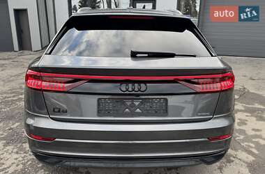 Внедорожник / Кроссовер Audi Q8 2018 в 