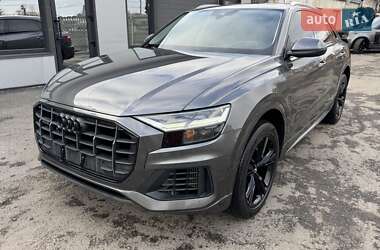 Внедорожник / Кроссовер Audi Q8 2018 в 