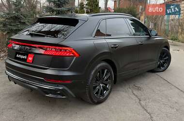 Внедорожник / Кроссовер Audi Q8 2019 в 