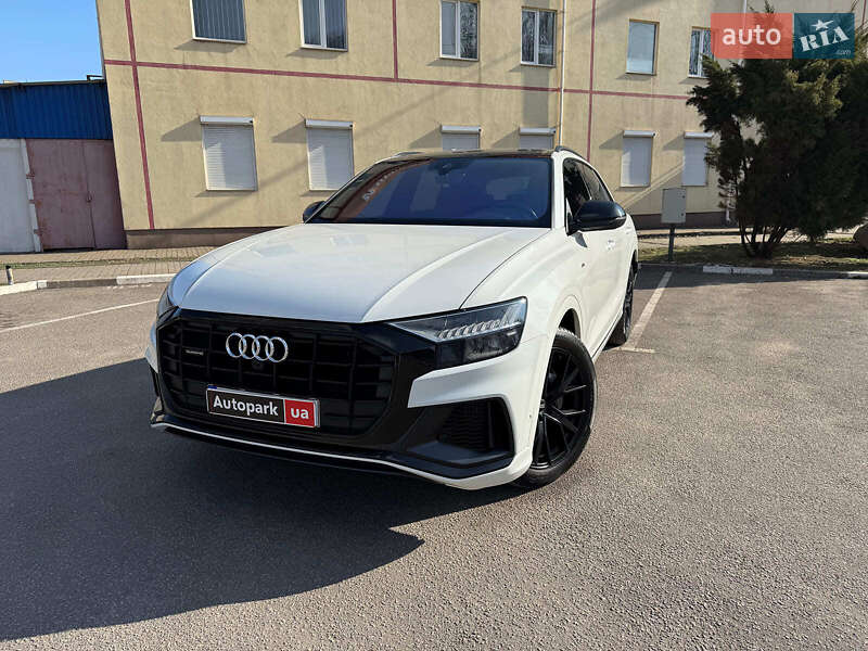 Внедорожник / Кроссовер Audi Q8 2018 в Запорожье