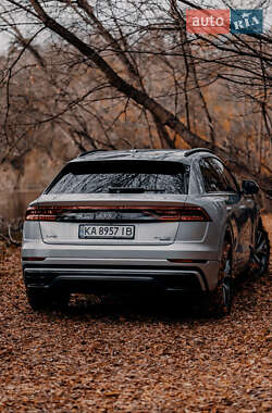 Внедорожник / Кроссовер Audi Q8 2019 в 