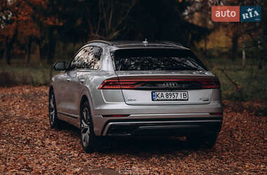 Внедорожник / Кроссовер Audi Q8 2019 в 