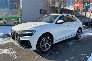 Позашляховик / Кросовер Audi Q8 2021 в Києві