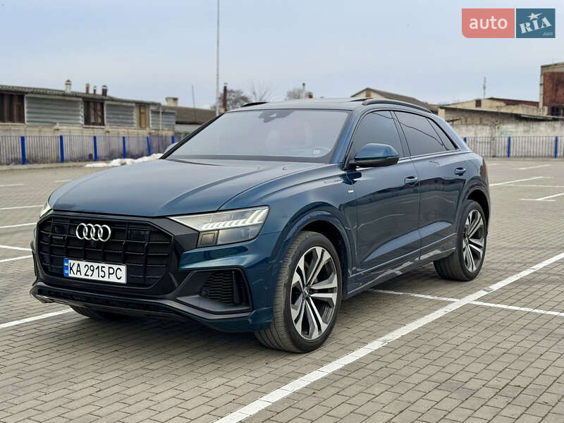 Внедорожник / Кроссовер Audi Q8 2018 в Тернополе