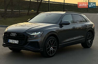 Позашляховик / Кросовер Audi Q8 2019 в 