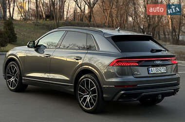 Позашляховик / Кросовер Audi Q8 2019 в 