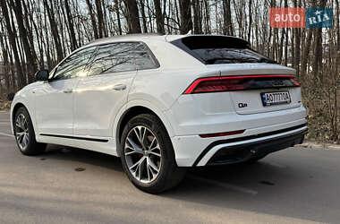 Внедорожник / Кроссовер Audi Q8 2019 в 