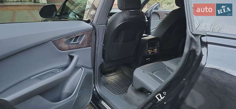 Внедорожник / Кроссовер Audi Q8 2020 в Львове