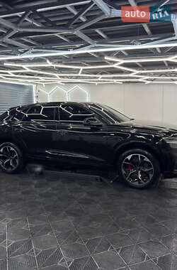 Внедорожник / Кроссовер Audi Q8 2023 в 