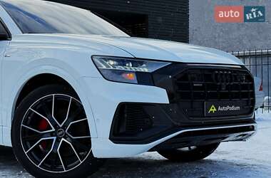 Внедорожник / Кроссовер Audi Q8 2023 в 