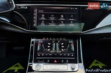 Внедорожник / Кроссовер Audi Q8 2023 в 