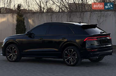 Внедорожник / Кроссовер Audi Q8 2018 в 