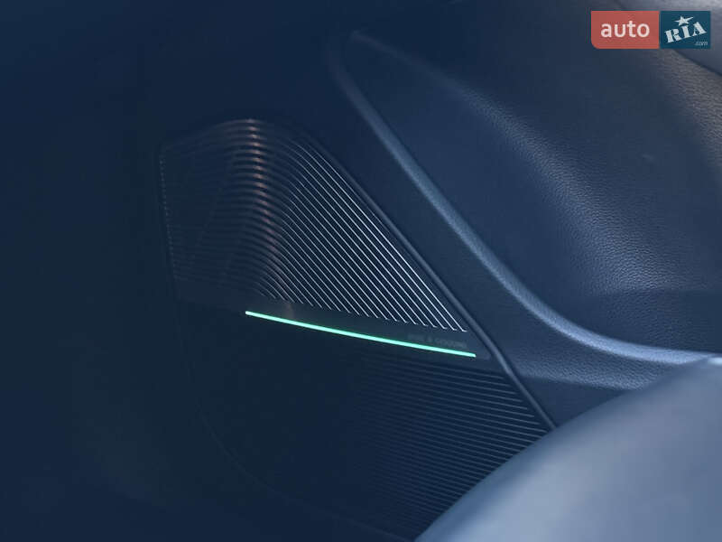 Внедорожник / Кроссовер Audi Q8 2018 в Киеве фото 24 Внедорожник / Кроссовер Audi Q8 2018 в Киеве