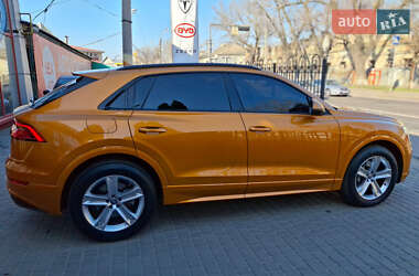 Внедорожник / Кроссовер Audi Q8 2019 в 