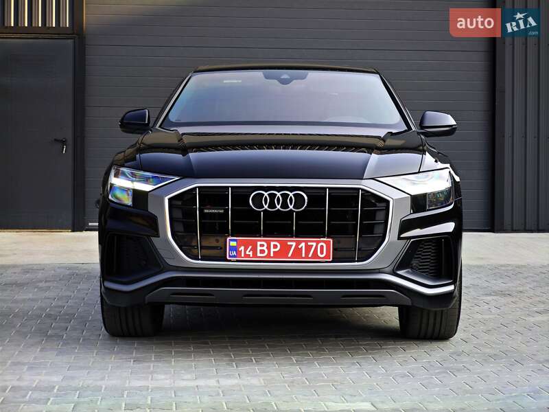 Внедорожник / Кроссовер Audi Q8 2018 в Ровно