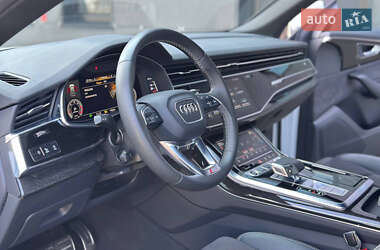Внедорожник / Кроссовер Audi Q8 2020 в 