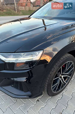 Внедорожник / Кроссовер Audi Q8 2019 в 