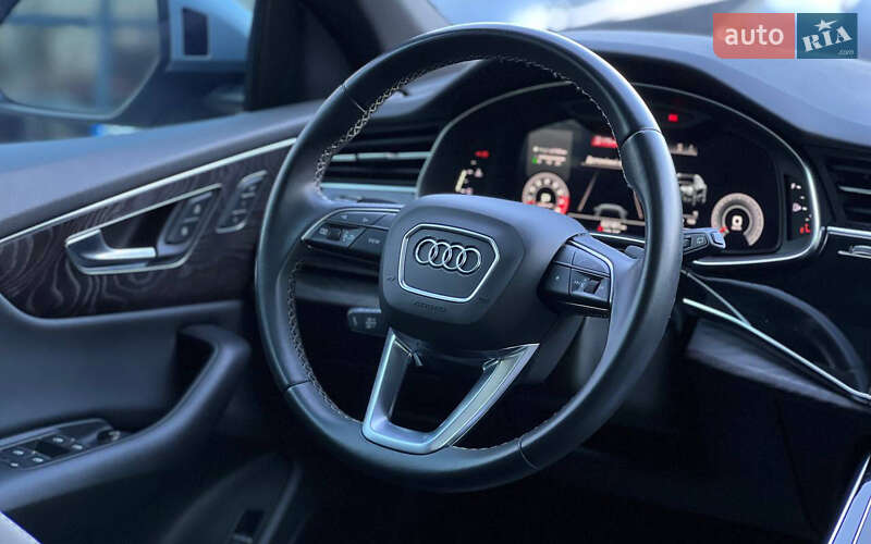 Внедорожник / Кроссовер Audi Q8 2020 в Ивано-Франковске