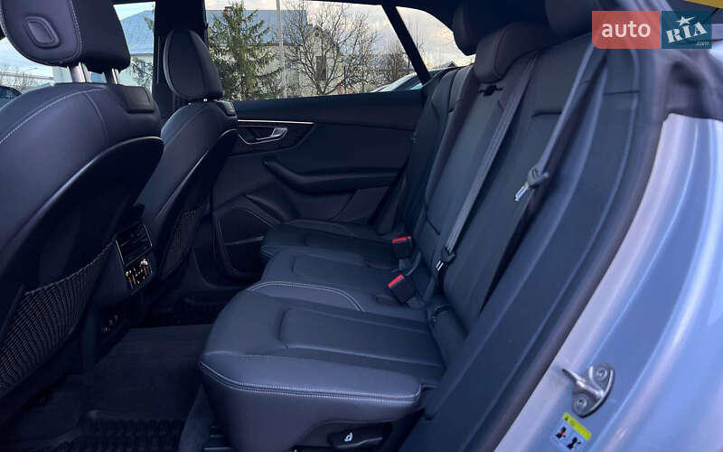 Внедорожник / Кроссовер Audi Q8 2020 в Ивано-Франковске