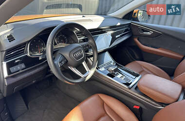 Внедорожник / Кроссовер Audi Q8 2019 в 