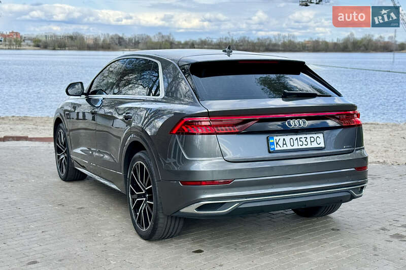 Внедорожник / Кроссовер Audi Q8 2019 в Киеве