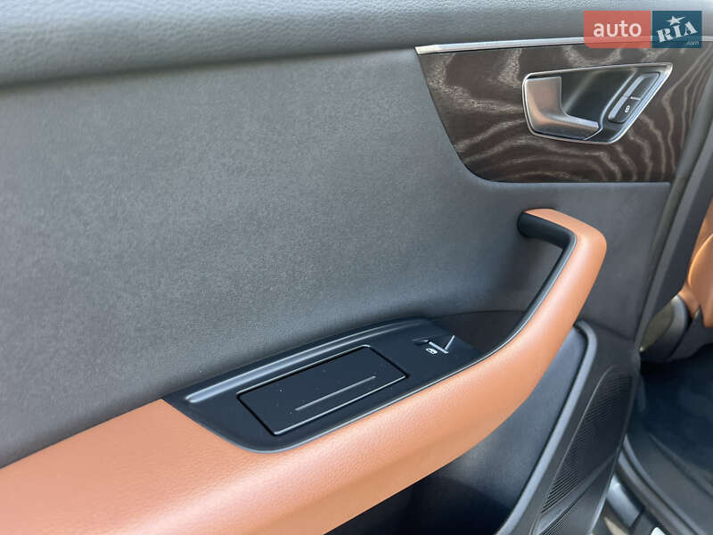 Внедорожник / Кроссовер Audi Q8 2018 в Кропивницком