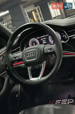 Внедорожник / Кроссовер Audi Q8 2020 в 