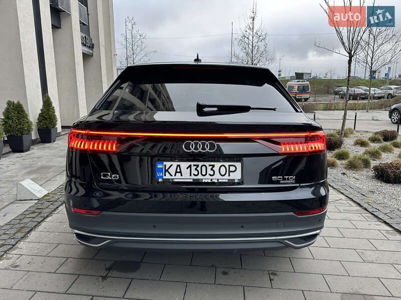 Внедорожник / Кроссовер Audi Q8 2019 в Киеве