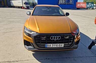 Внедорожник / Кроссовер Audi Q8 2019 в 