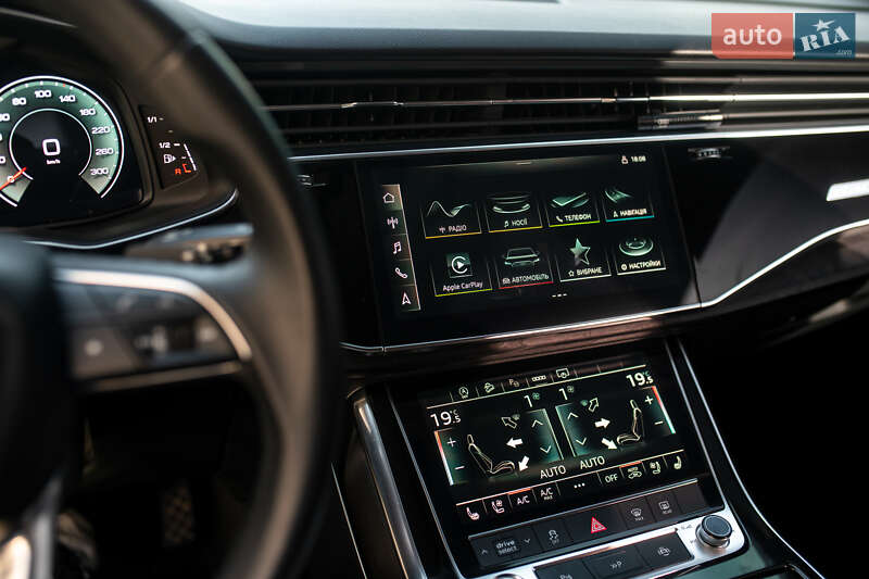 Внедорожник / Кроссовер Audi Q8 2022 в Львове