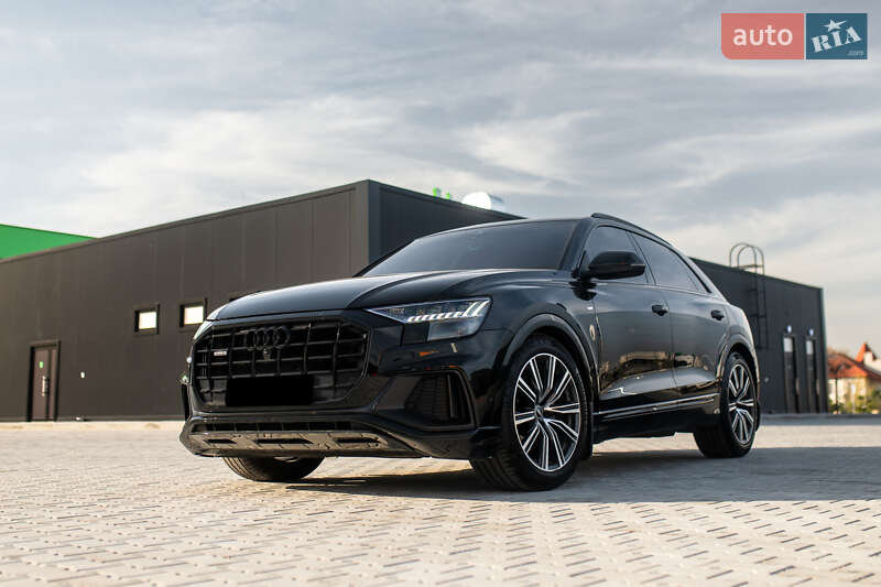 Внедорожник / Кроссовер Audi Q8 2022 в Львове