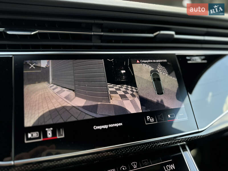 Позашляховик / Кросовер Audi Q8 2021 в Мукачевому