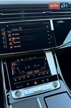 Внедорожник / Кроссовер Audi Q8 2025 в 