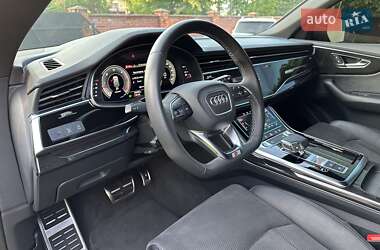 Внедорожник / Кроссовер Audi Q8 2020 в 