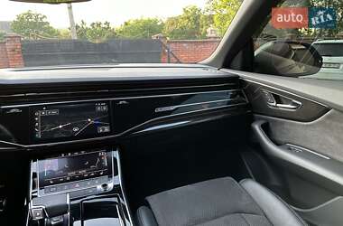 Внедорожник / Кроссовер Audi Q8 2020 в 
