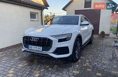 Позашляховик / Кросовер Audi Q8 2018 в 