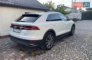 Позашляховик / Кросовер Audi Q8 2018 в 