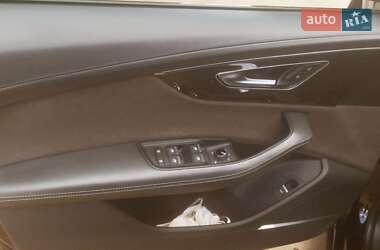 Позашляховик / Кросовер Audi Q8 2019 в Стрию