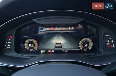 Внедорожник / Кроссовер Audi Q8 2025 в 
